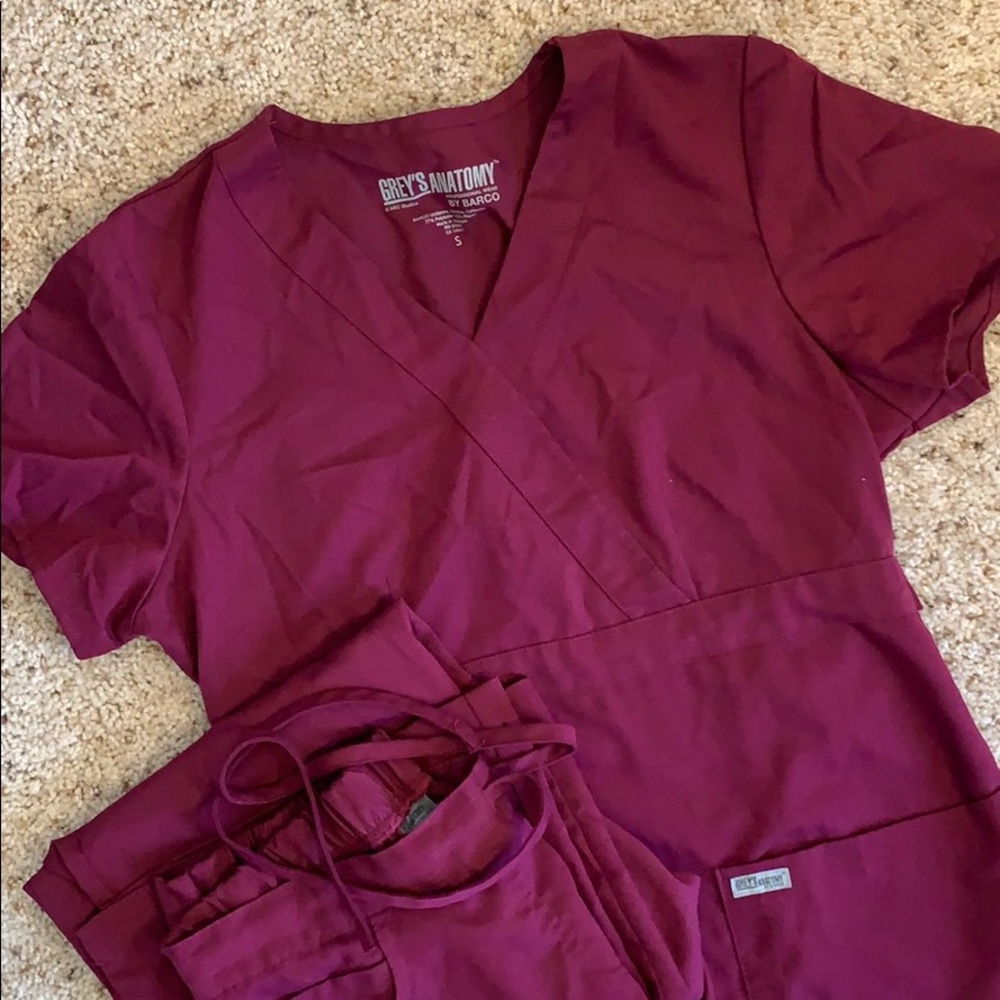 Grey’s Anatomy EUC Scrub Set